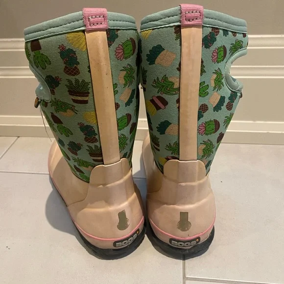 Winter Bogs - Picture 2 of 4